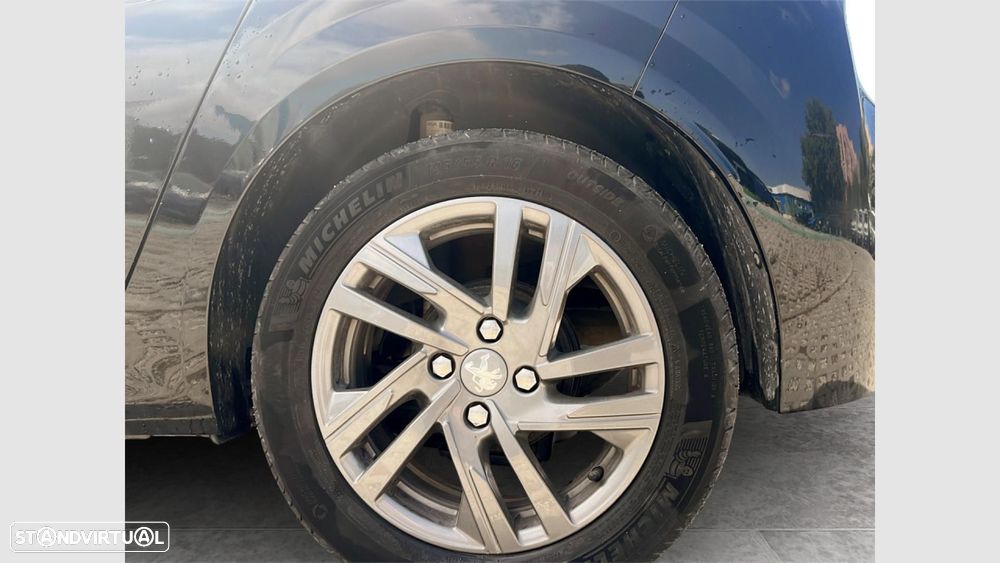 Peugeot 208 1.2 PureTech Active - 11