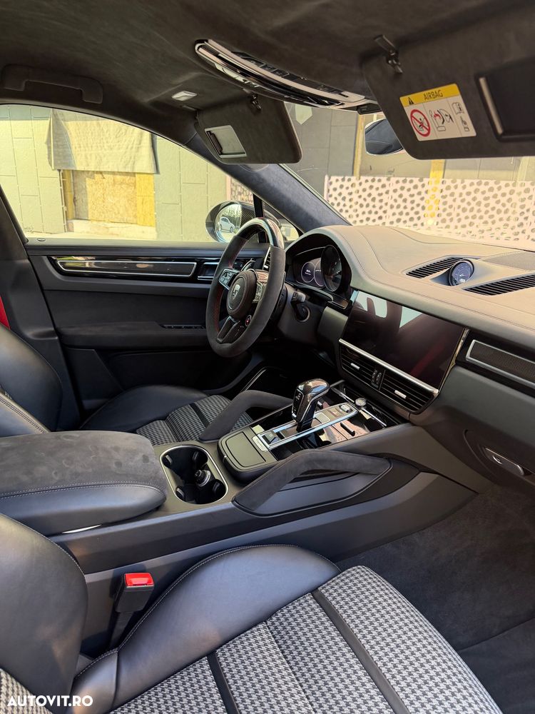 Porsche Cayenne - 20