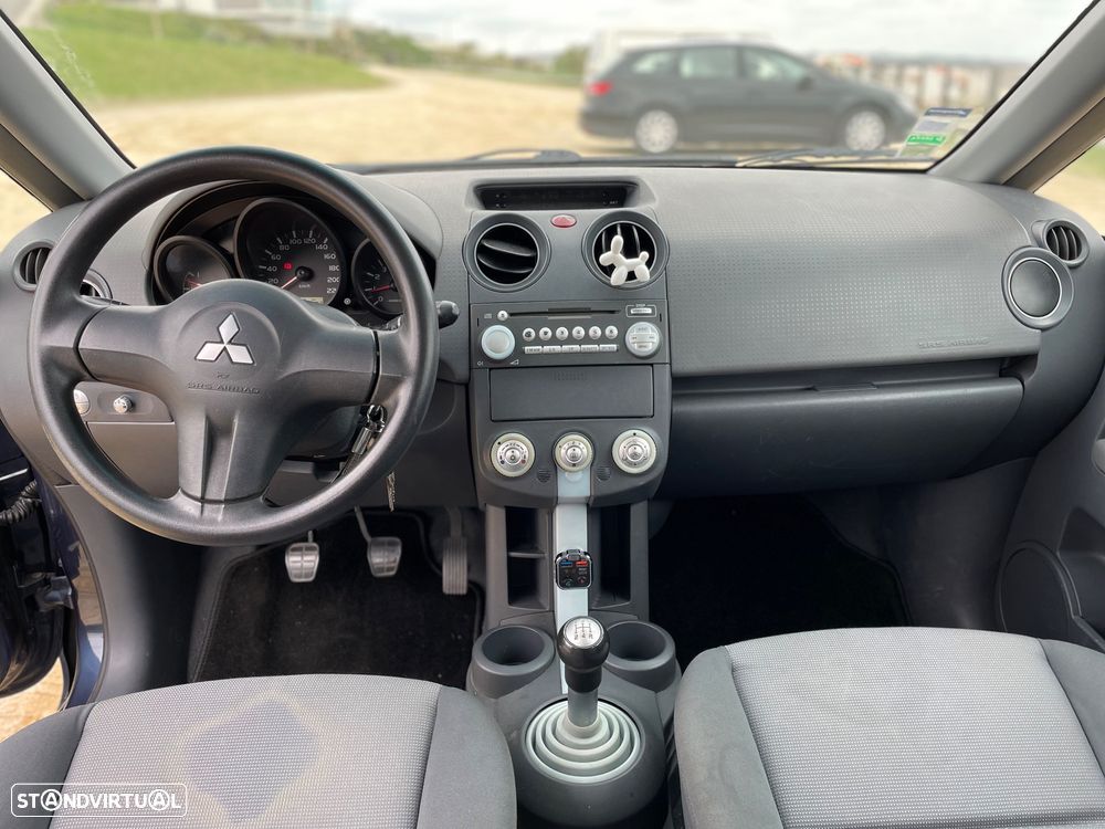 Mitsubishi Colt 1.1 Invite JLL/FN/CAV/TA - 9