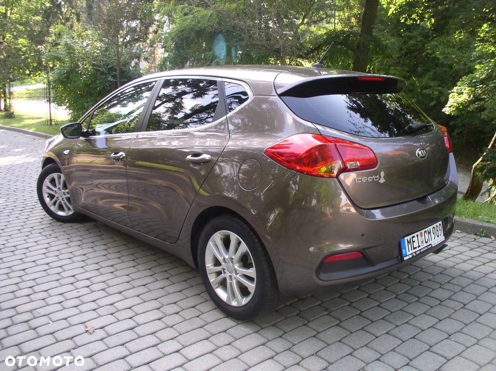 Kia Ceed 1.4 CVVT Attract Plus - 3