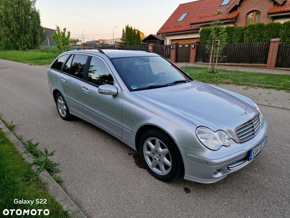 Mercedes-Benz Klasa C 200 CDI Automatik Avantgarde Sport Edition - 23