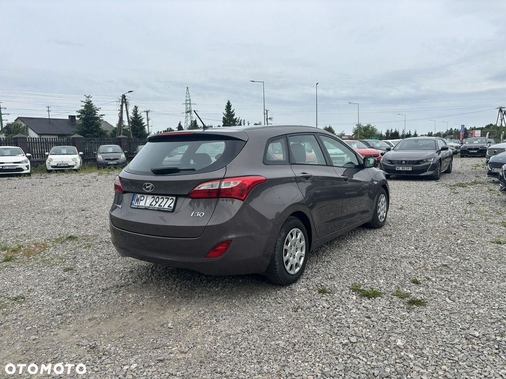 Hyundai i30 - 11