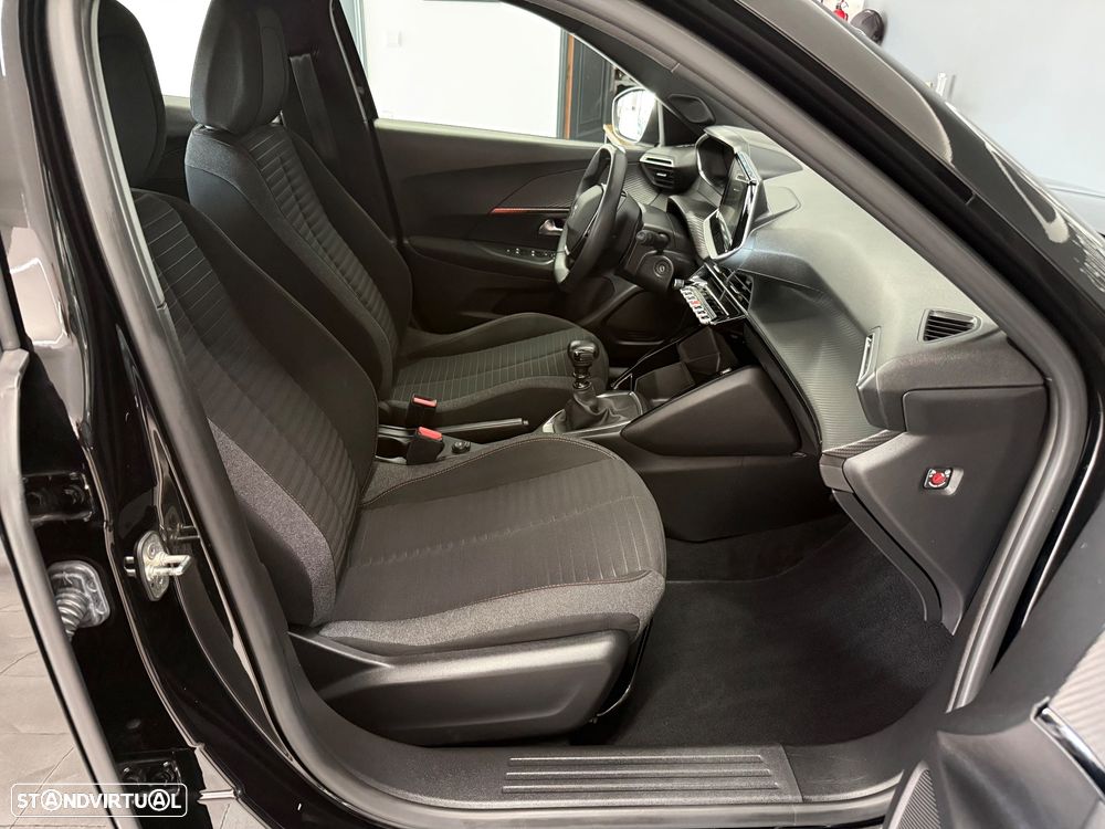 Peugeot 2008 1.2 PureTech Active - 31