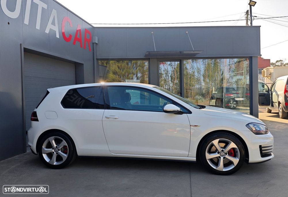 VW Golf 2.0 TSi GTi - 8