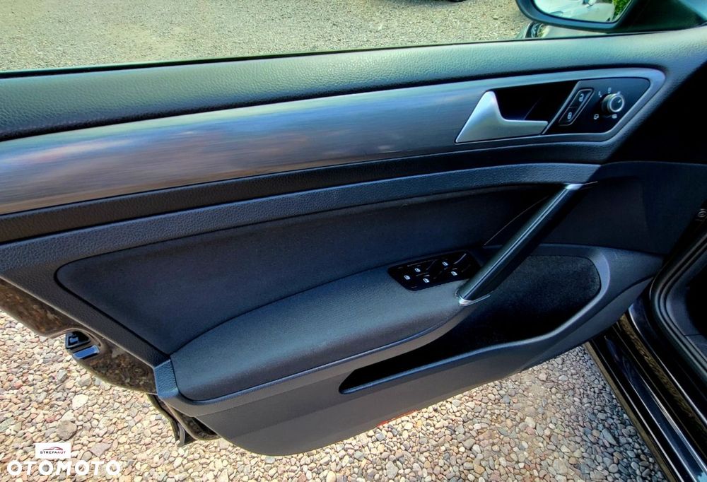 Volkswagen Golf - 14
