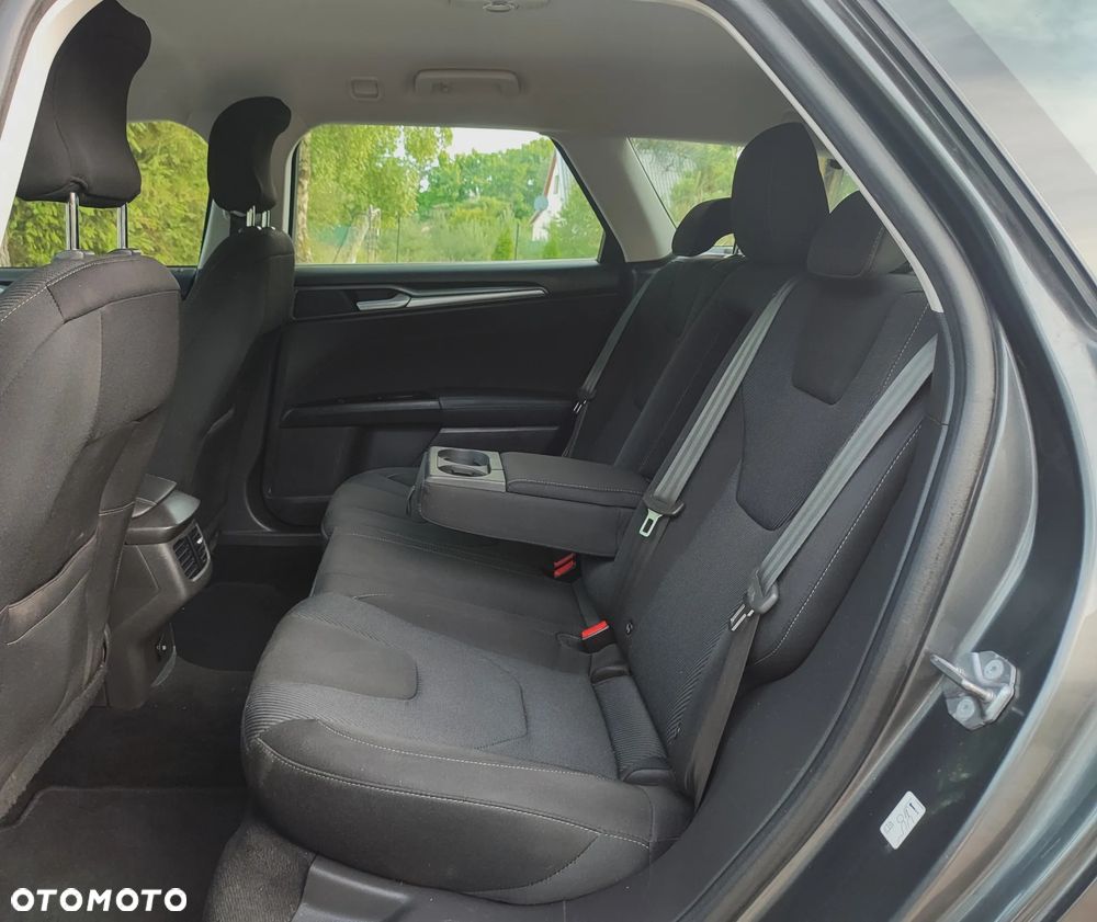 Ford Mondeo - 19