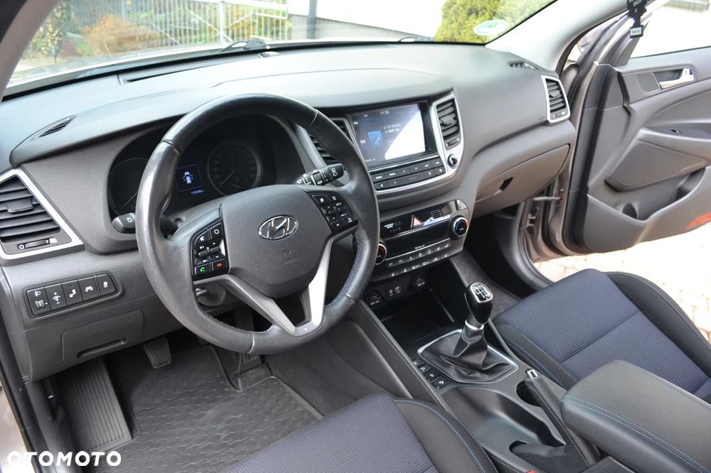 Hyundai Tucson blue 1.7 CRDi 2WD Advantage - 25