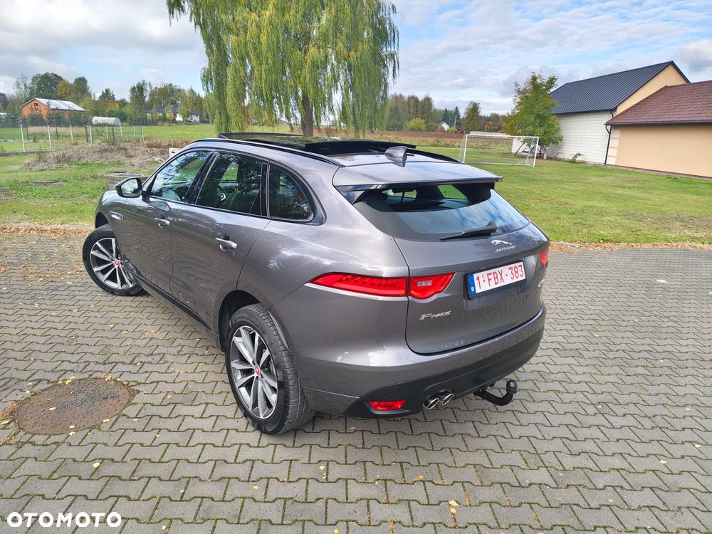 Jaguar F-Pace - 3