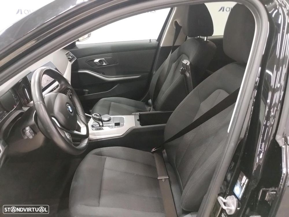 BMW 330 e Corporate Edition Auto - 5