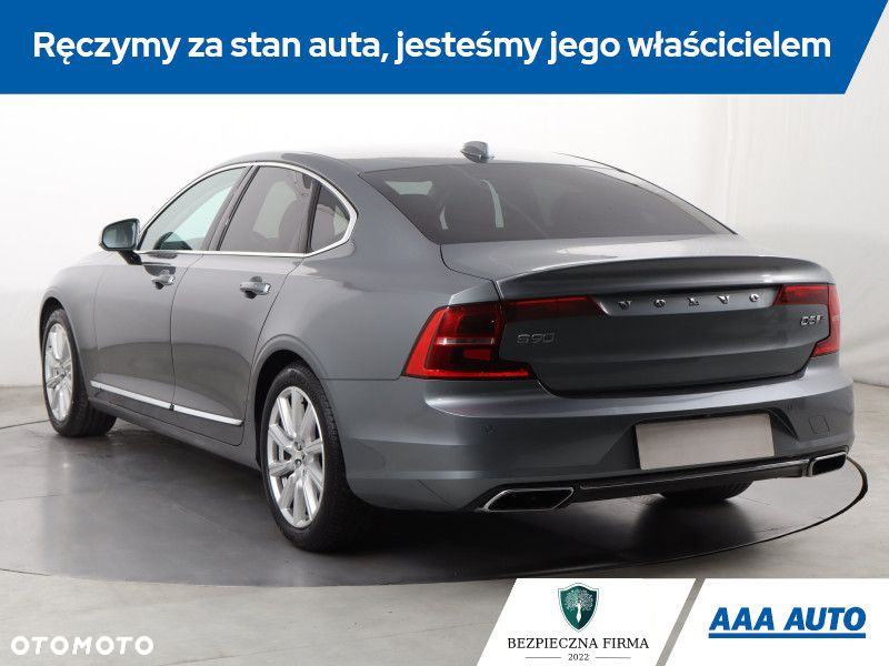 Volvo S90 - 5