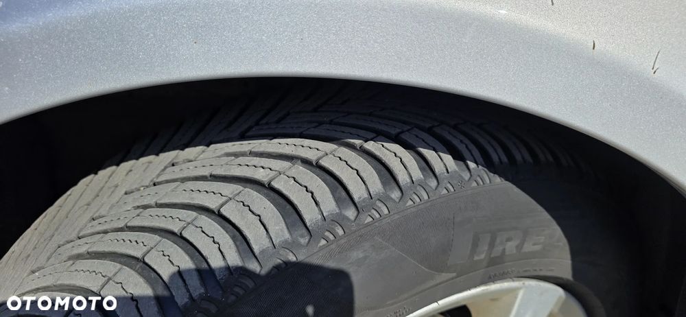 Toyota Avensis 2.0 D-4D Sol - 12