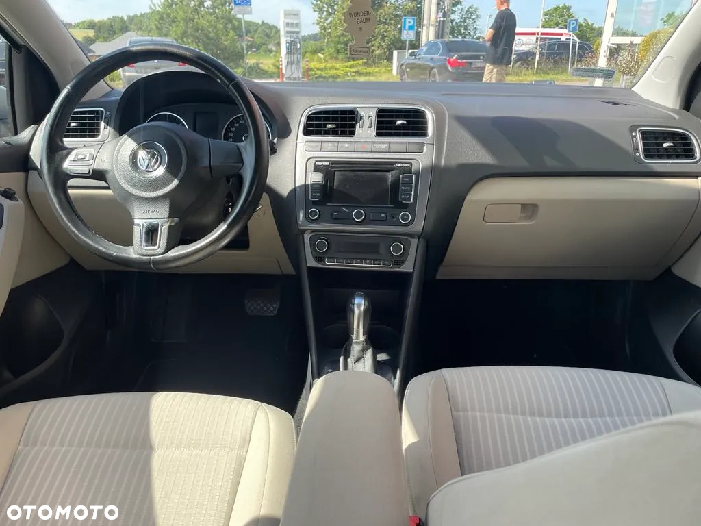Volkswagen Polo 1.6 TDI DSG Comfortline - 5