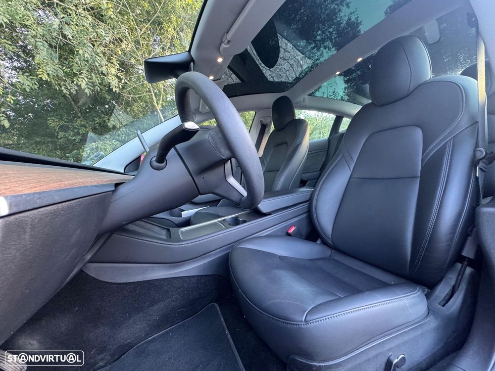 Tesla Model 3 - 18