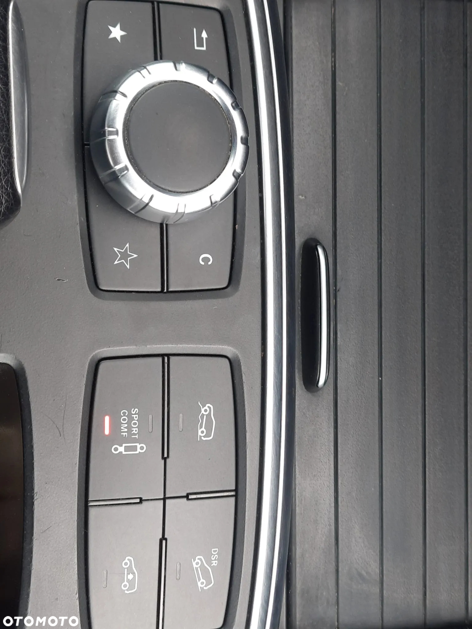 Mercedes-Benz ML 350 BlueTec 4-Matic - 11