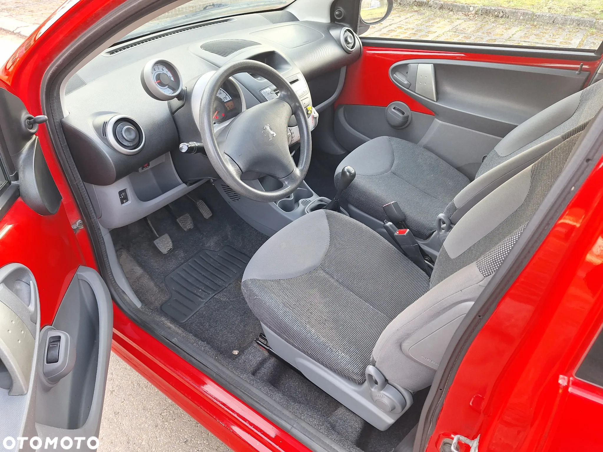 Peugeot 107 - 9