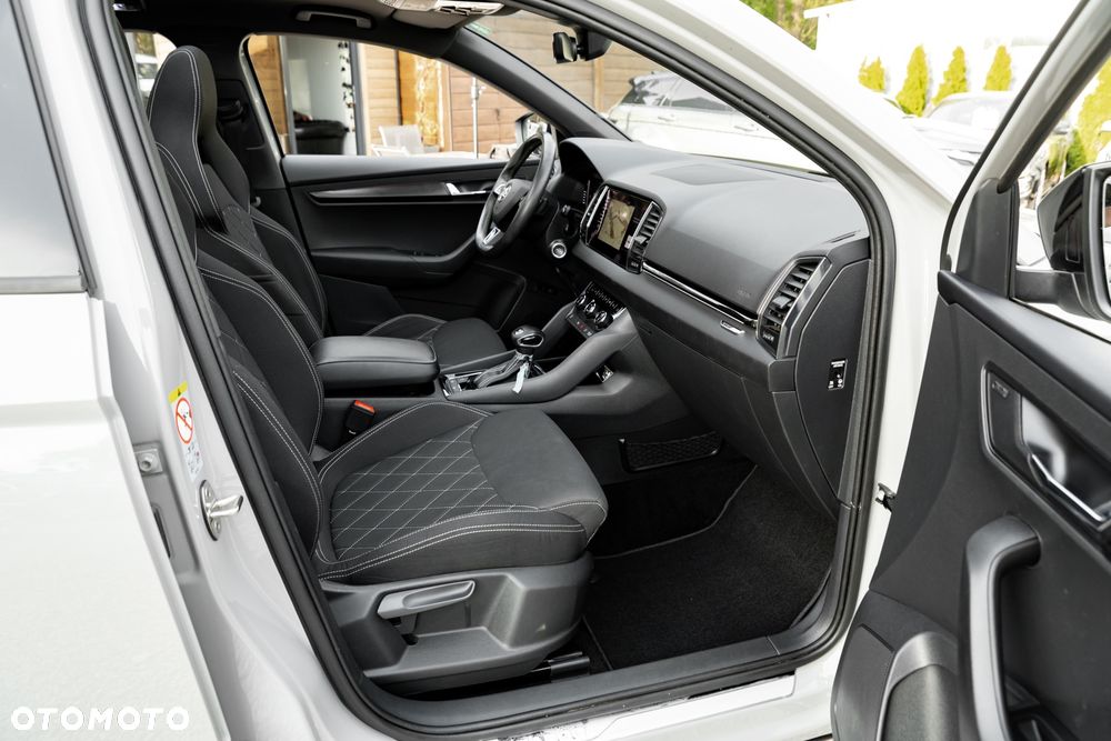 Skoda Karoq 2.0 TSI 4x4 DSG Sportline - 25