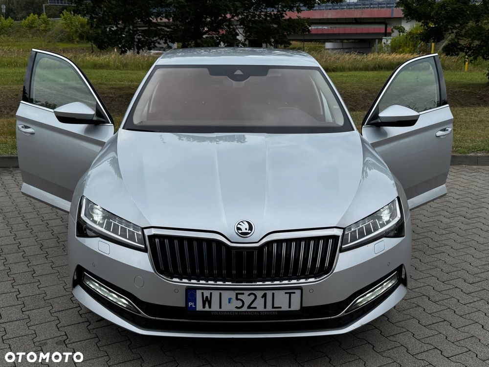 Skoda Superb 2.0 TDI SCR 4x4 Style DSG - 4