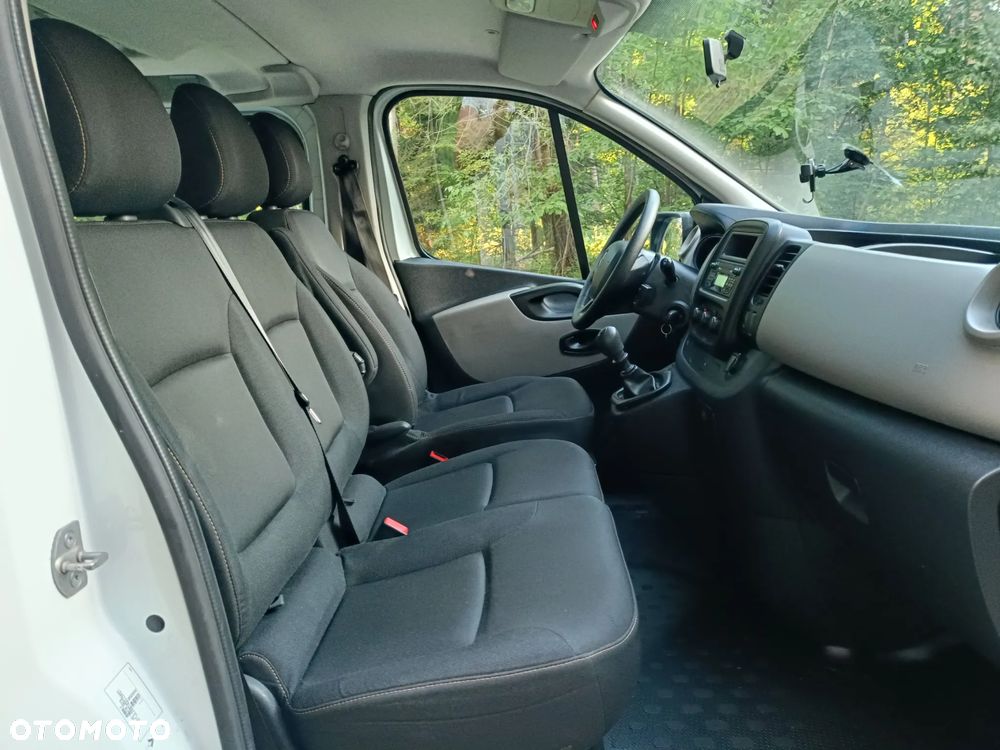 Renault Trafic - 12