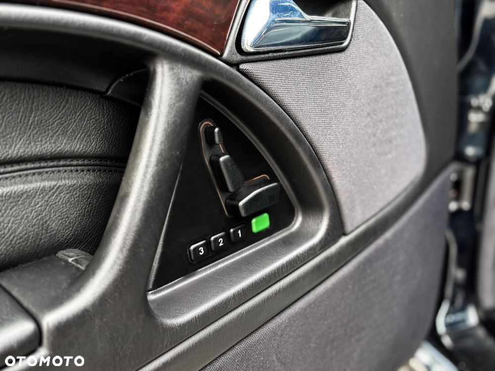 Mercedes-Benz SL 500 - 22