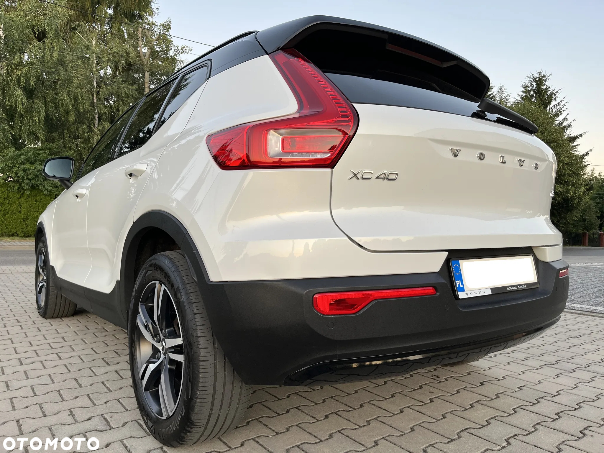Volvo XC 40 T3 R-Design - 18