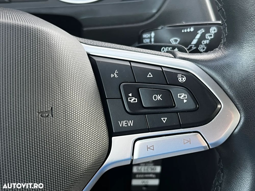 Volkswagen Tiguan - 17