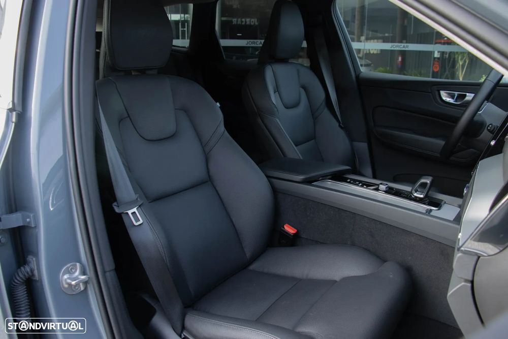 Volvo XC 60 2.0 T6 PHEV Inscription AWD - 35