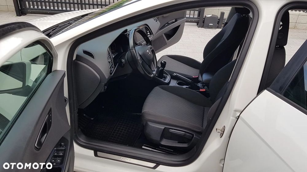 Seat Leon 1.6 TDI ECOMOTIVE Style S&S - 24