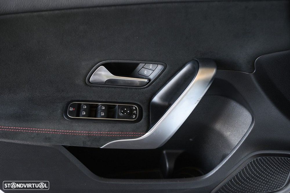 Mercedes-Benz A 180 d AMG Line Aut. - 24