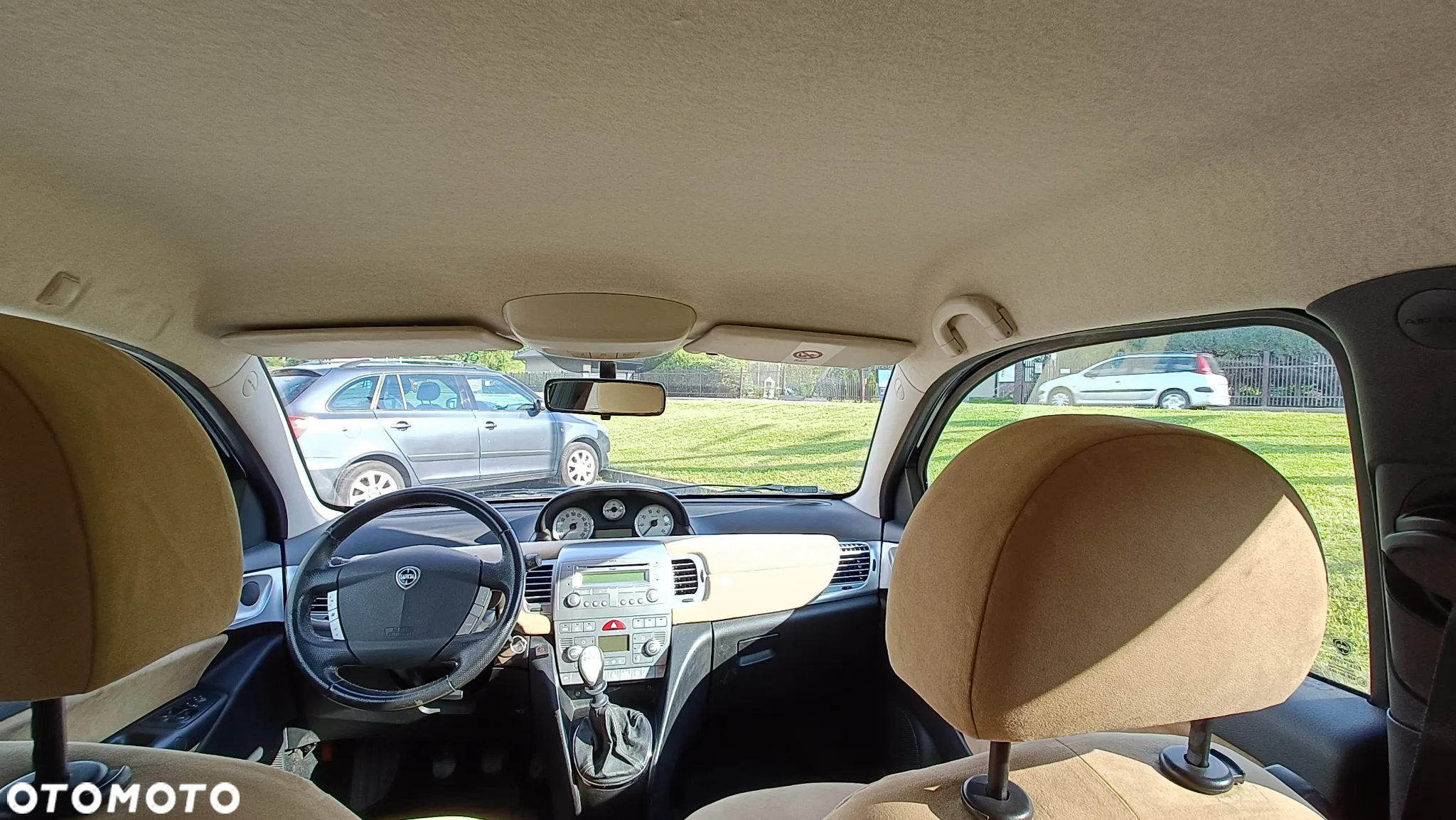 Lancia Ypsilon 1.4 8V Moda Milano (4 os.) - 19