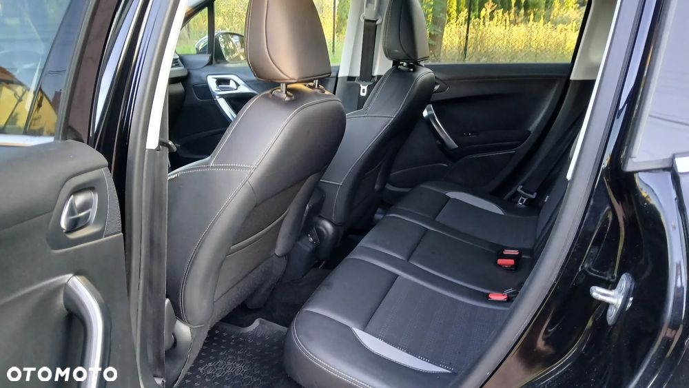 Peugeot 2008 1.6 VTi Active - 34