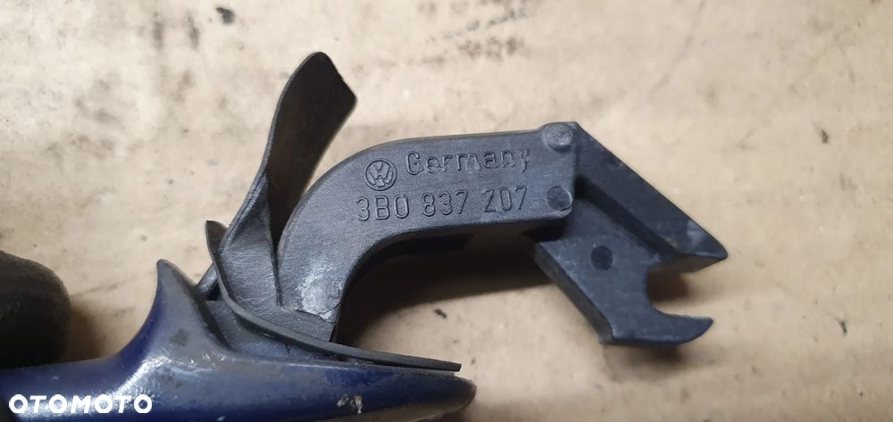 Klamka lewy przód przednia lewa VW Passat B5 3B0837207 - 7