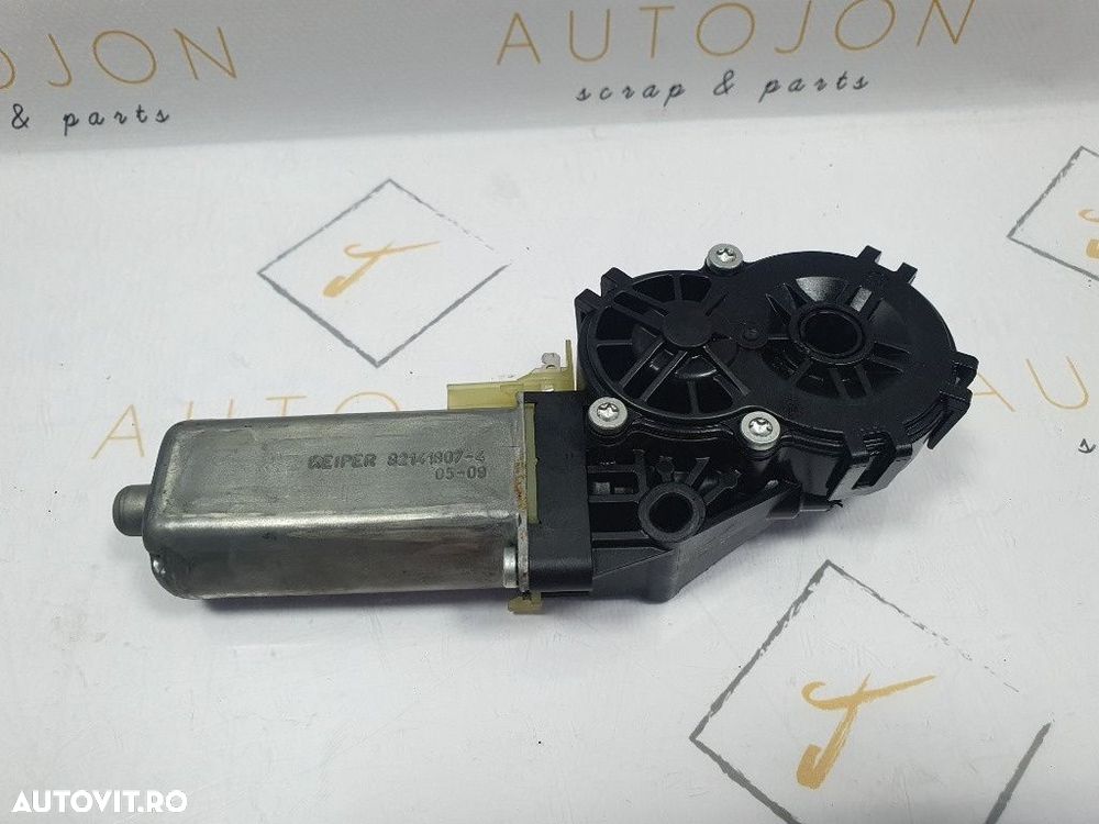 Motoras reglaj scaun AUDI A3 II 8P1 2003 - 20132.0 TDI 16V BKD, CBAB, CFFB, CLJA 0390203225 - 4