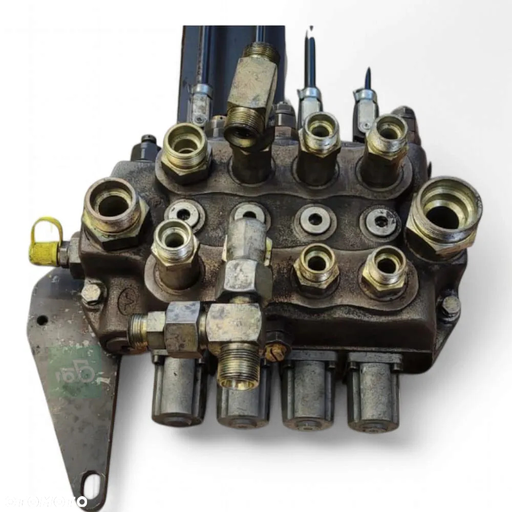 Rozdzielacz hydrauliczny 272894 Manitou MT 932 - 3