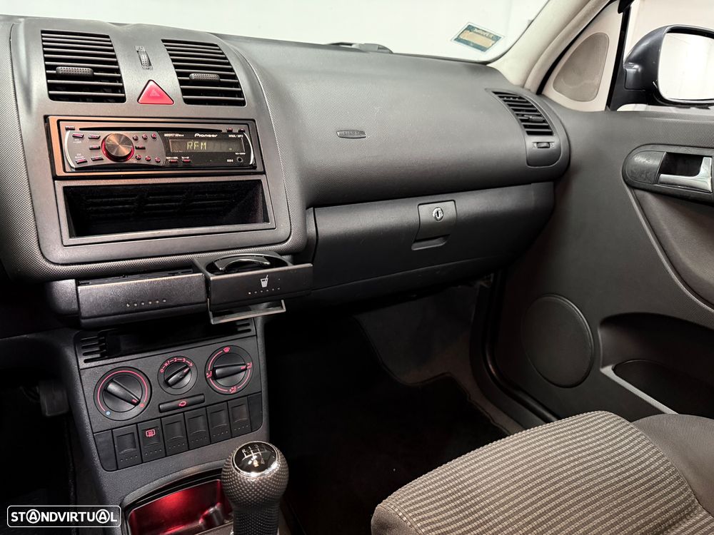 VW Polo 1.4 TDi Highline - 18