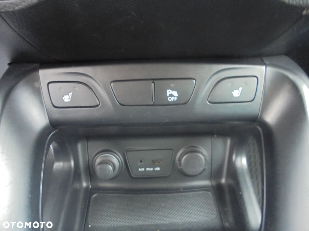Hyundai ix35 2.0 CRDi 2WD Comfort - 20