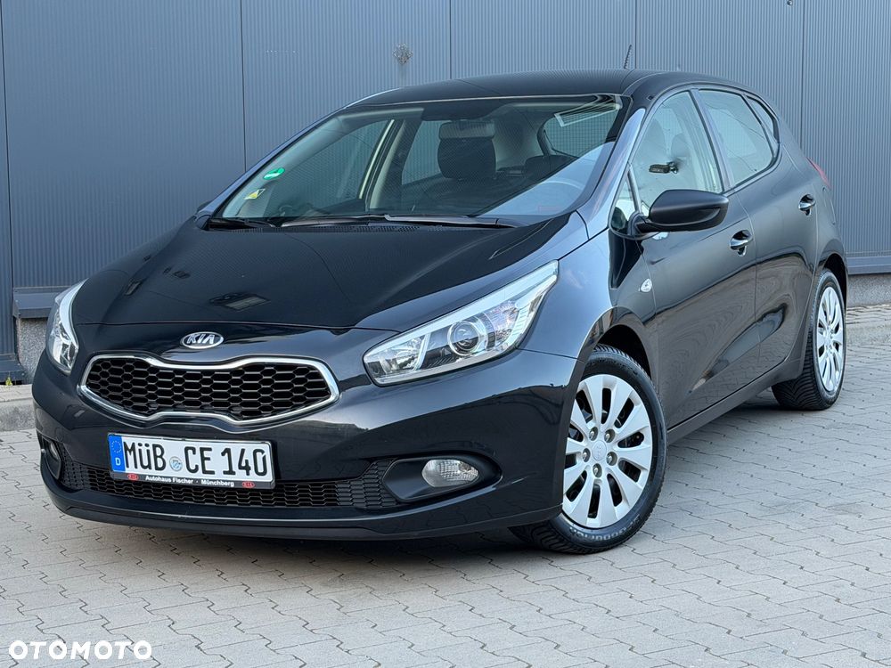 Kia Ceed 1.4 CVVT Spirit - 11