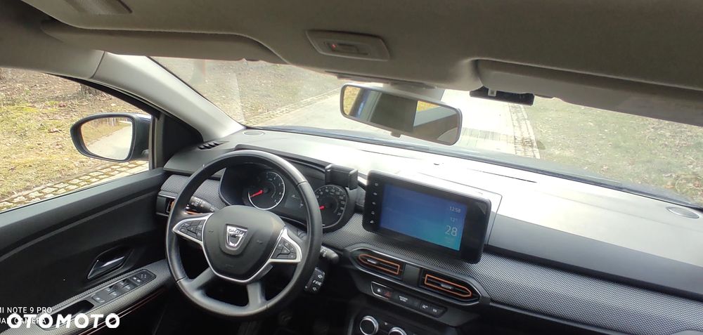 Dacia Sandero Stepway TCe 100 Celebration - 12