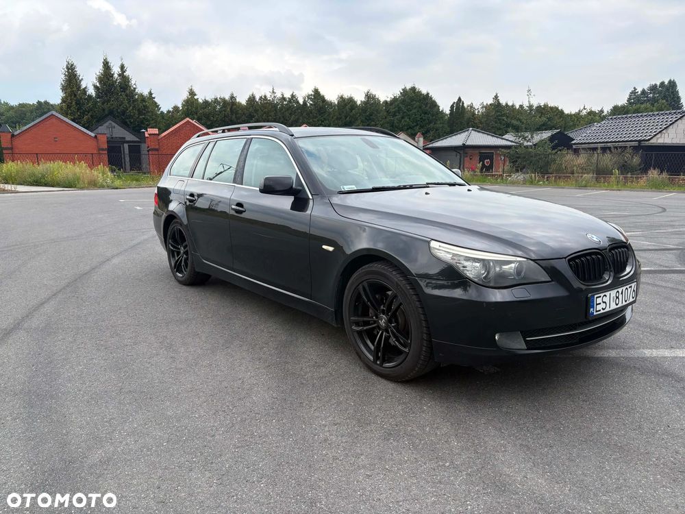 BMW Seria 5 520d Edition Exclusive - 1