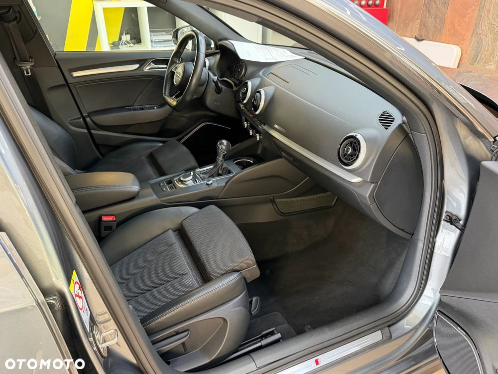 Audi A3 Sportback 1.5 TFSI Sport S tronic - 14