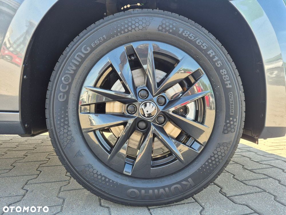 Skoda Fabia 1.0 TSI Drive DSG - 10