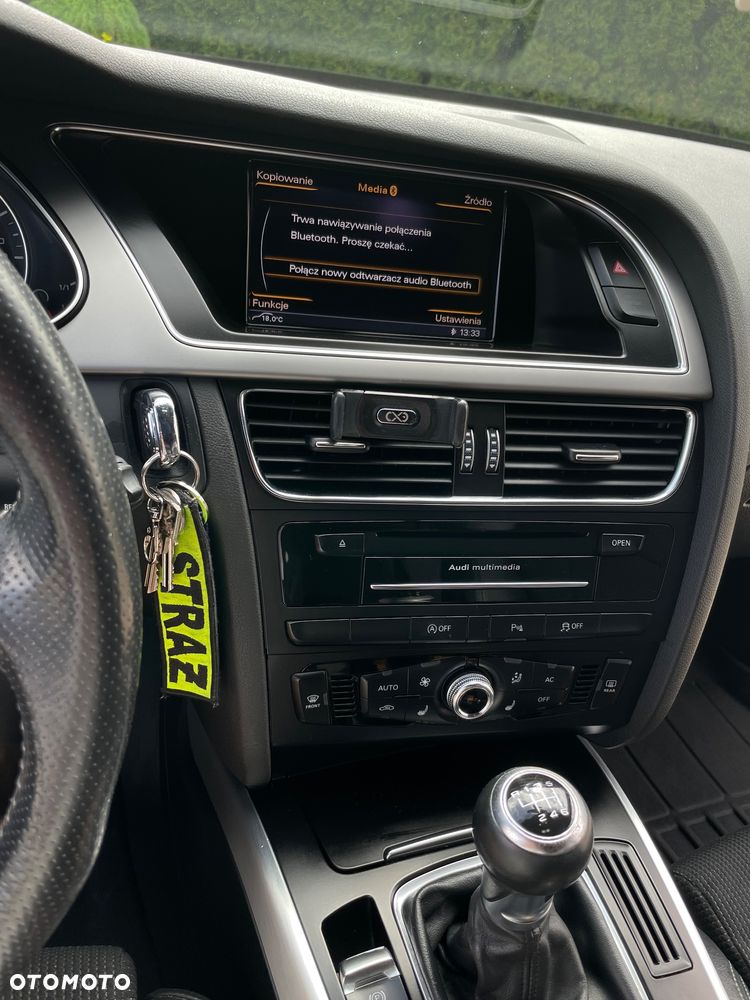 Audi A4 Avant 2.0 TDI - 10