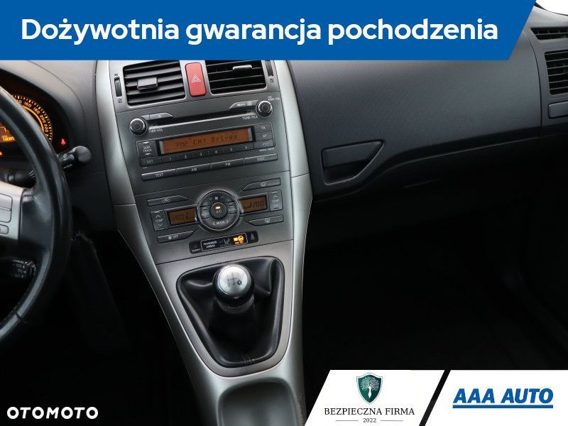 Toyota Auris - 10