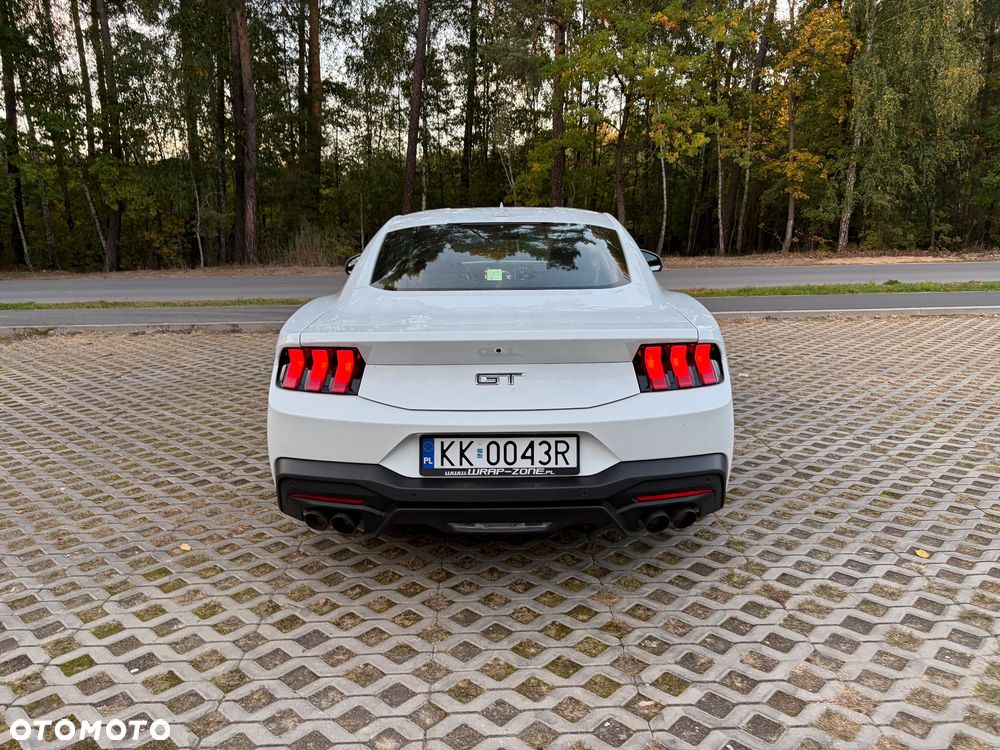 Ford Mustang 5.0 Ti-VCT V8 GT - 11