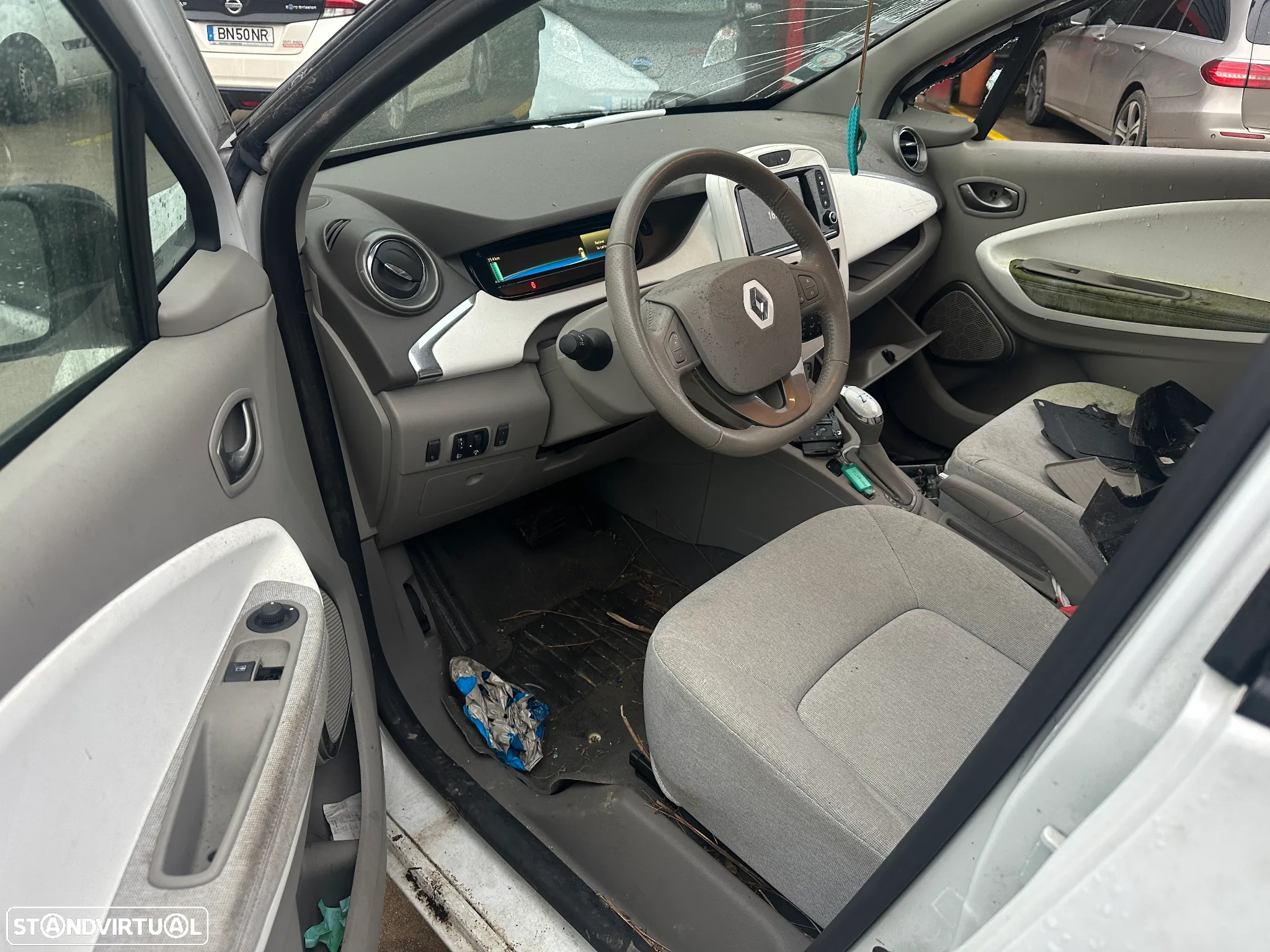 RENAULT ZOE 40 DE 2019 C/BATERIA (CENTRO DE ABATE) - 4
