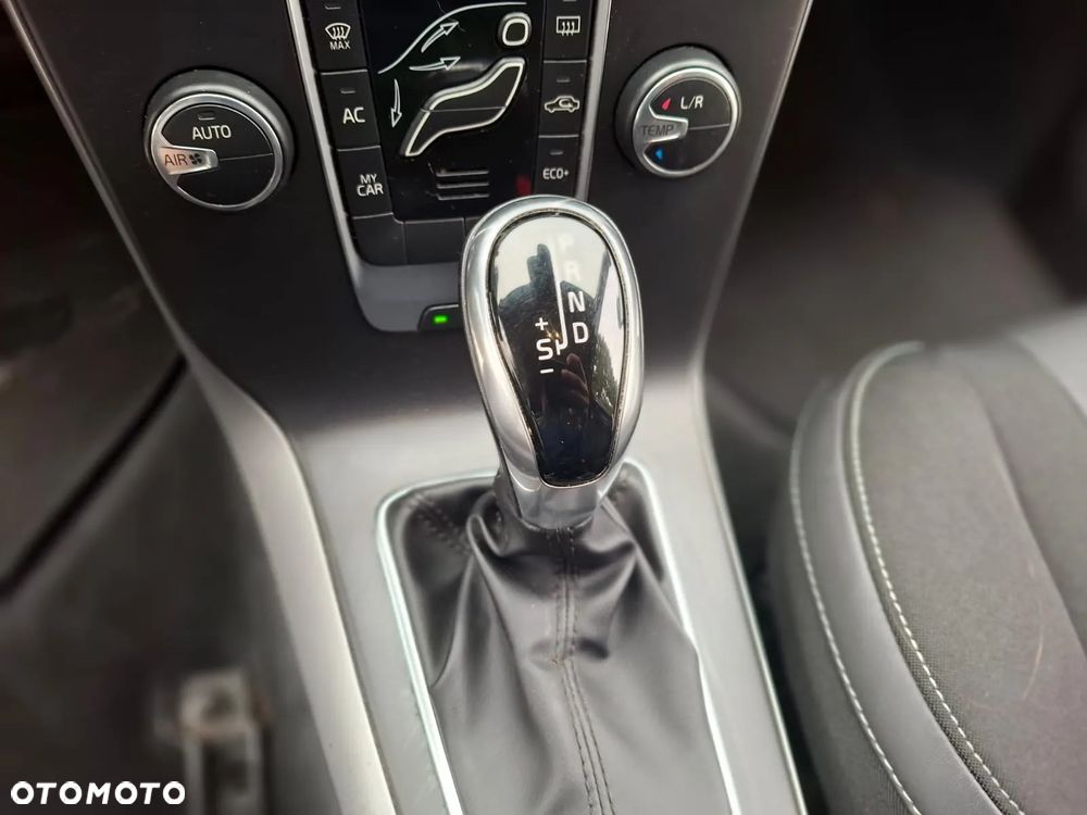 Volvo V40 D3 Drive-E SCR Kinetic - 20