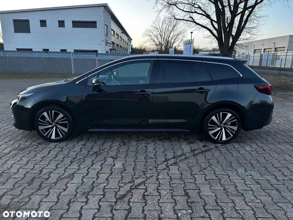 Toyota Corolla 1.8 Hybrid Executive - 3