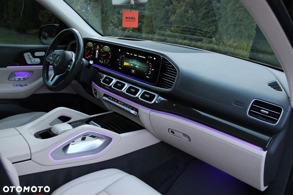 Mercedes-Benz GLE - 24