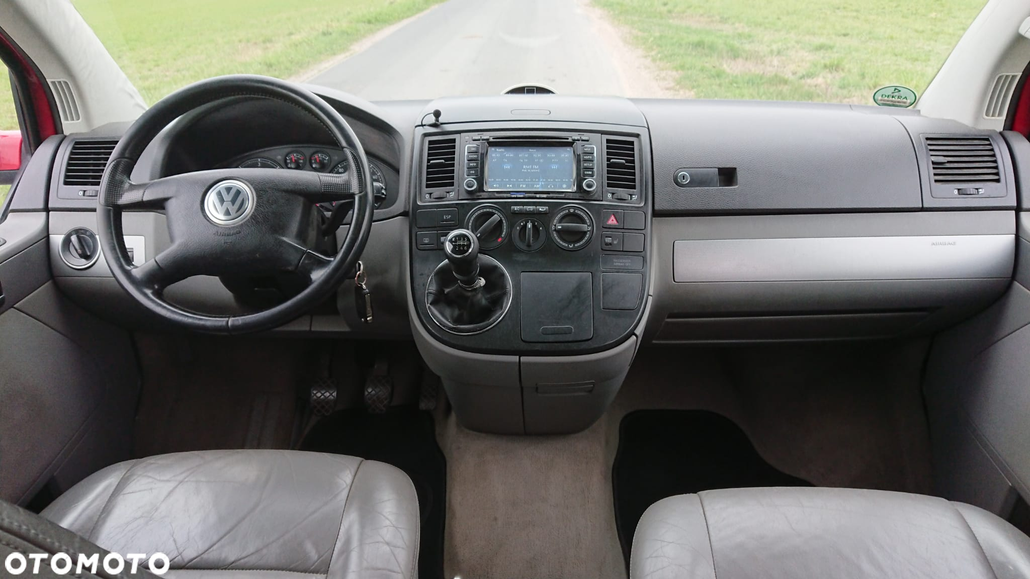 Volkswagen Multivan - 14