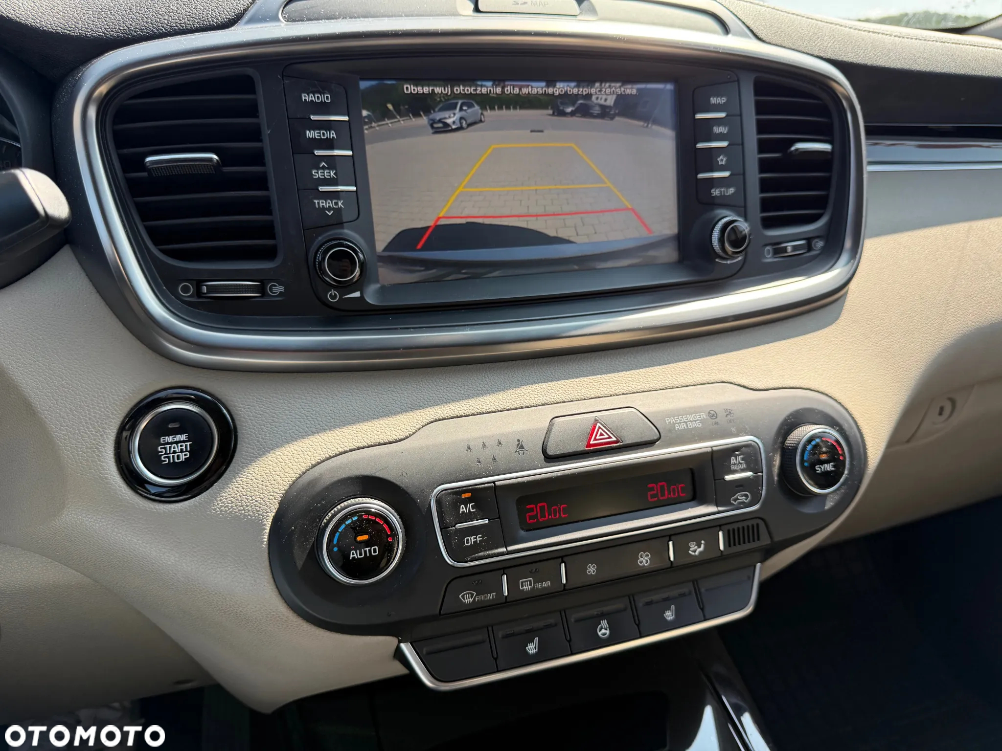 Kia Sorento 2.0 CRDI Business Line Plus - 32
