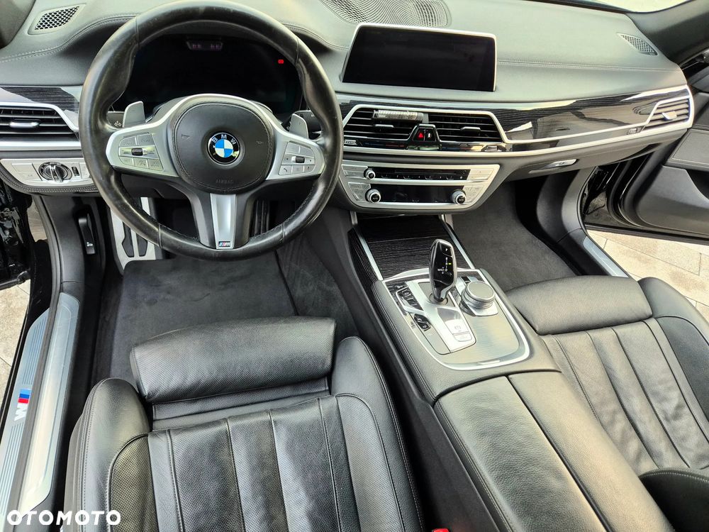 BMW Seria 7 - 17